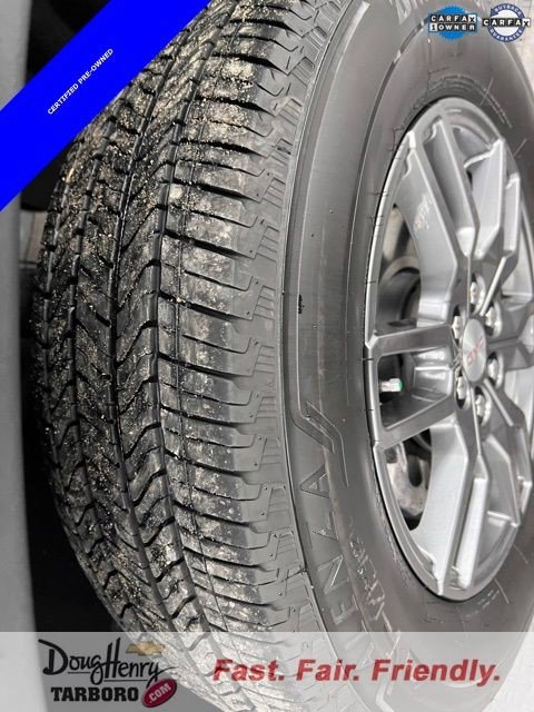 Certified 2025 GMC Acadia Elevation FWD image 17