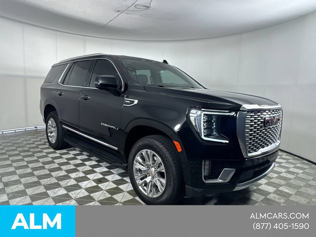 Used 2024 GMC Yukon Denali w/ Advanced Technology Package AWD/4WD image 3
