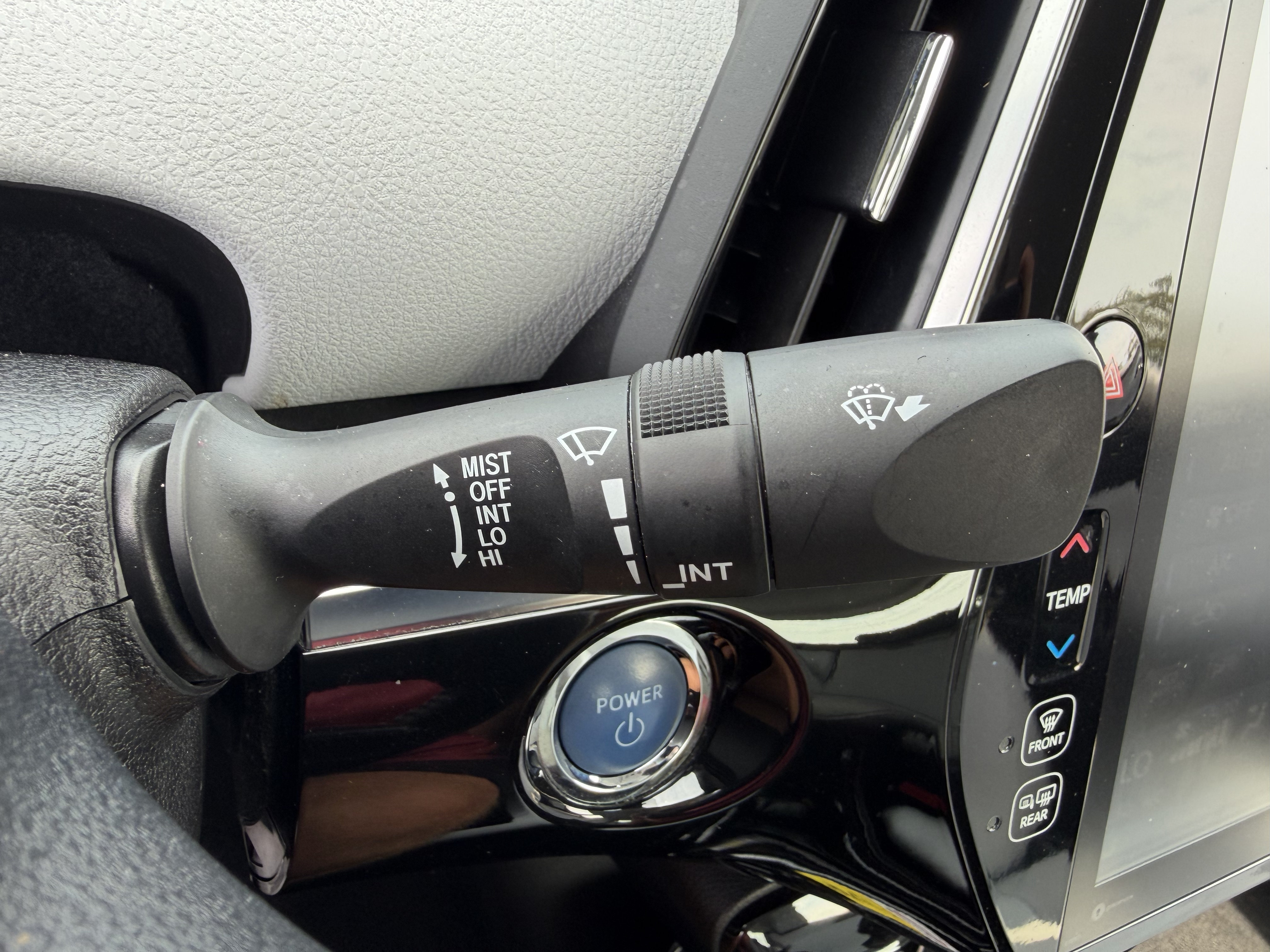 Used 2021 Toyota Prius Prime XLE FWD image 24