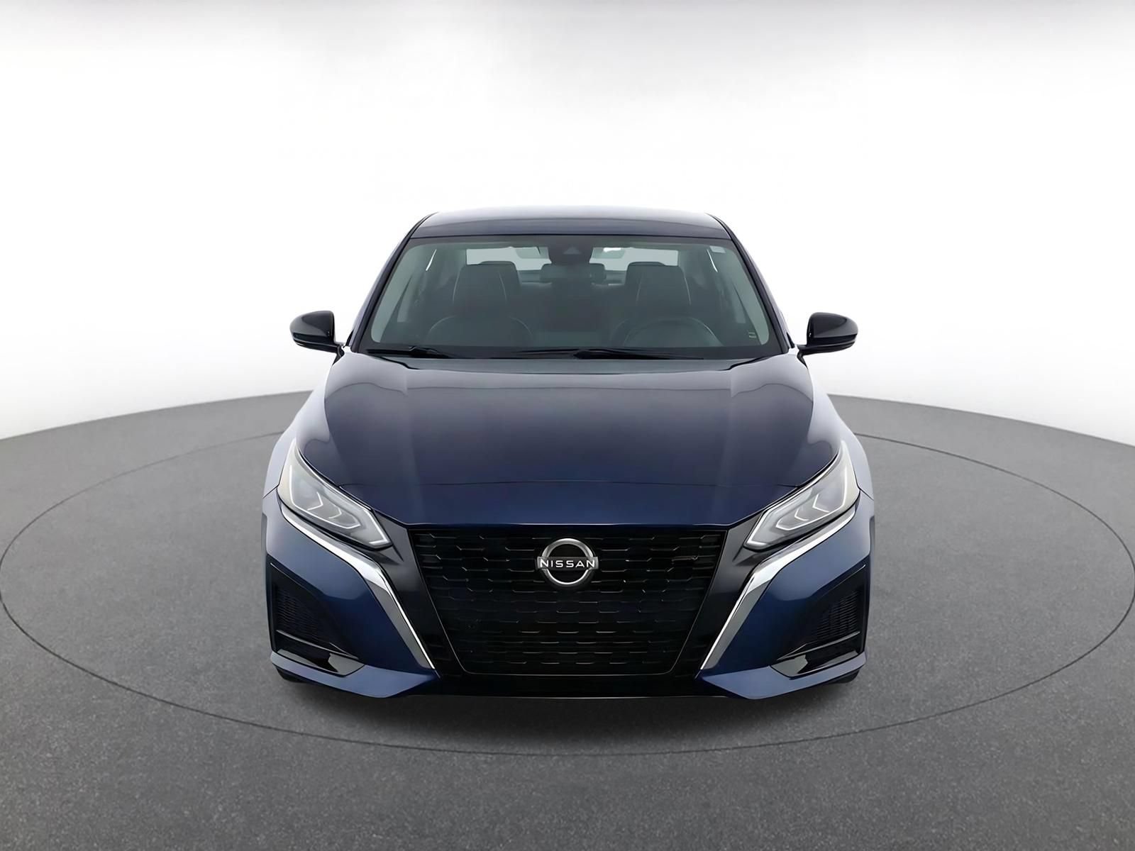 Used 2025 Nissan Altima 2.5 SV FWD video 2