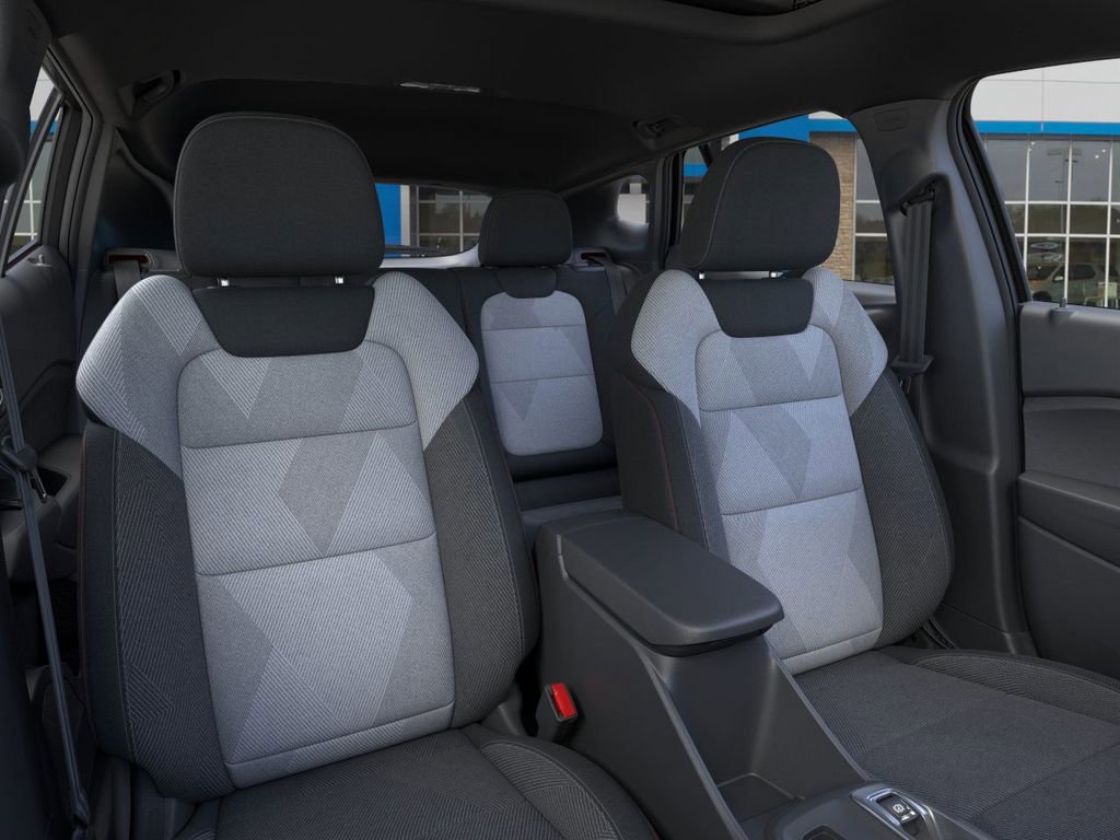 New 2026 Chevrolet Trax RS w/ Sunroof Package FWD image 16