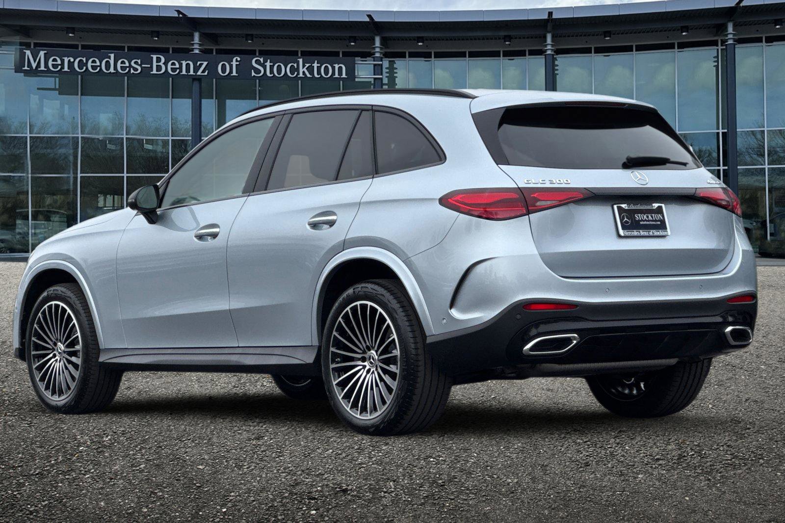 New 2026 Mercedes-Benz GLC 300 4MATIC image 6