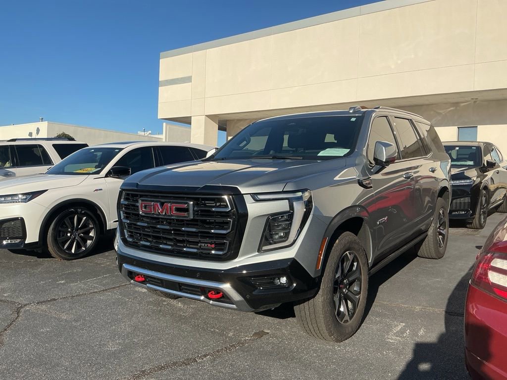 Used 2025 GMC Yukon AT4 w/ AT4 Premium Package image 1