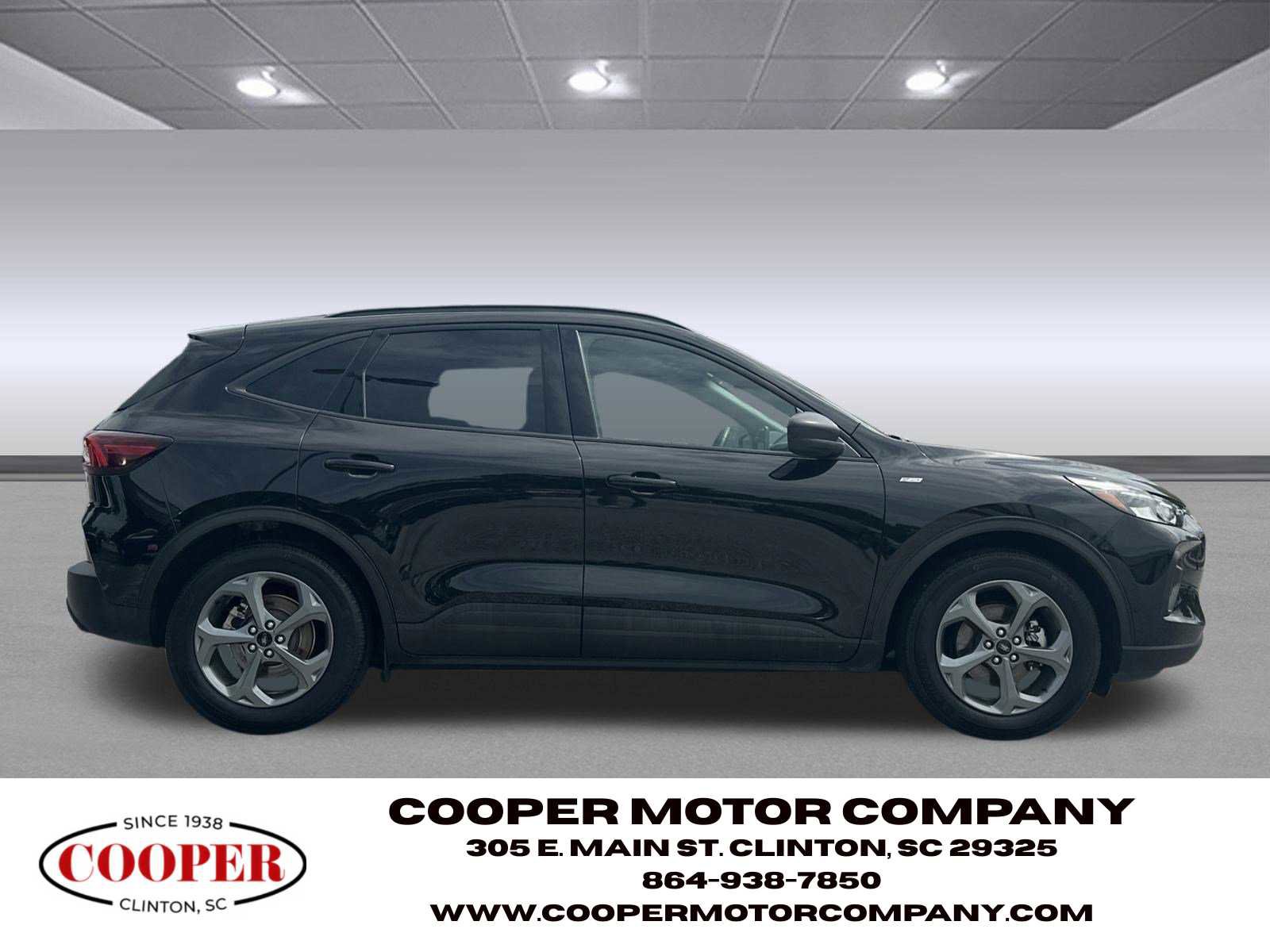 Used 2025 Ford Escape ST-Line FWD image 6