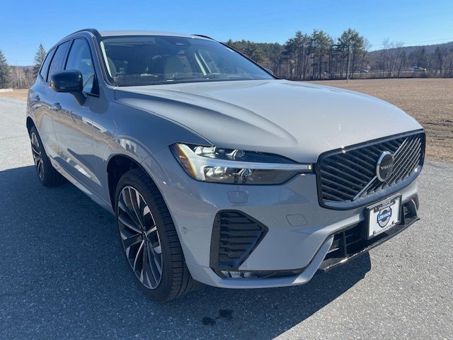 New 2026 Volvo XC60 B5 Ultra w/ Protection Package Premier AWD/4WD image 4