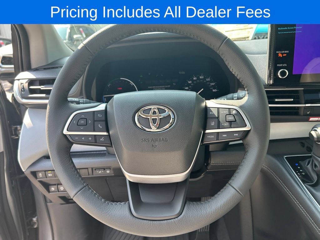 New 2026 Toyota Sienna XLE FWD image 47