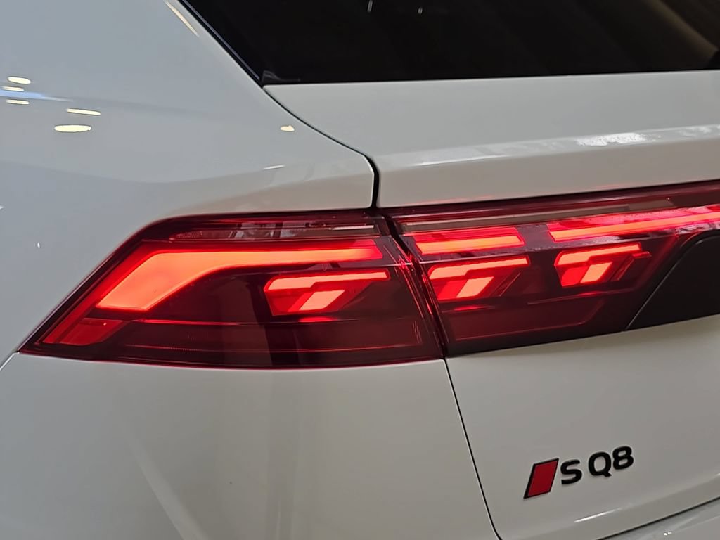 New 2026 Audi SQ8 Prestige AWD/4WD image 34
