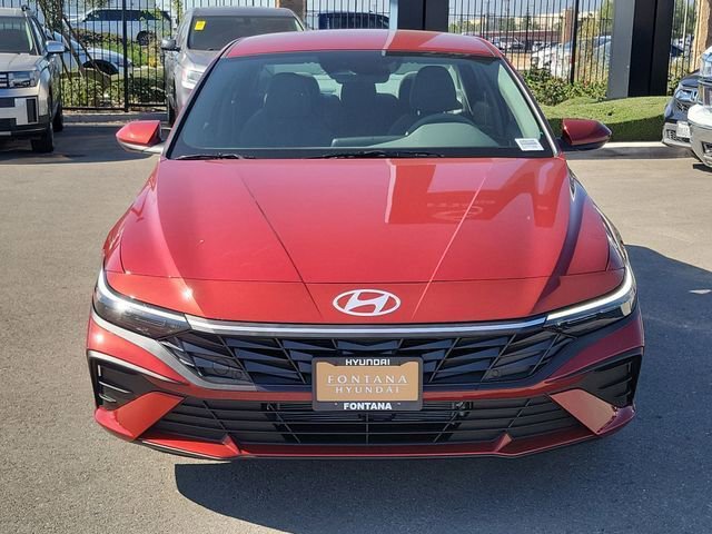 New 2026 Hyundai Elantra Hybrid FWD image 24