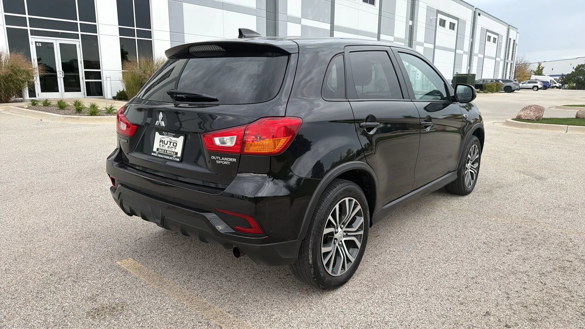 Used 2017 Mitsubishi Outlander Sport LE FWD image 5
