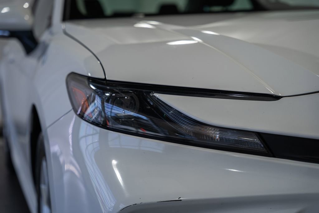 Used 2025 Toyota Camry LE FWD image 10