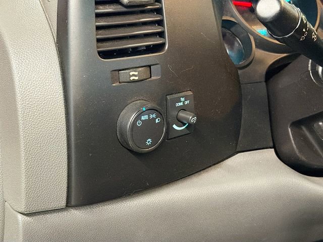 Used 2013 Chevrolet Silverado 1500 W/T image 9