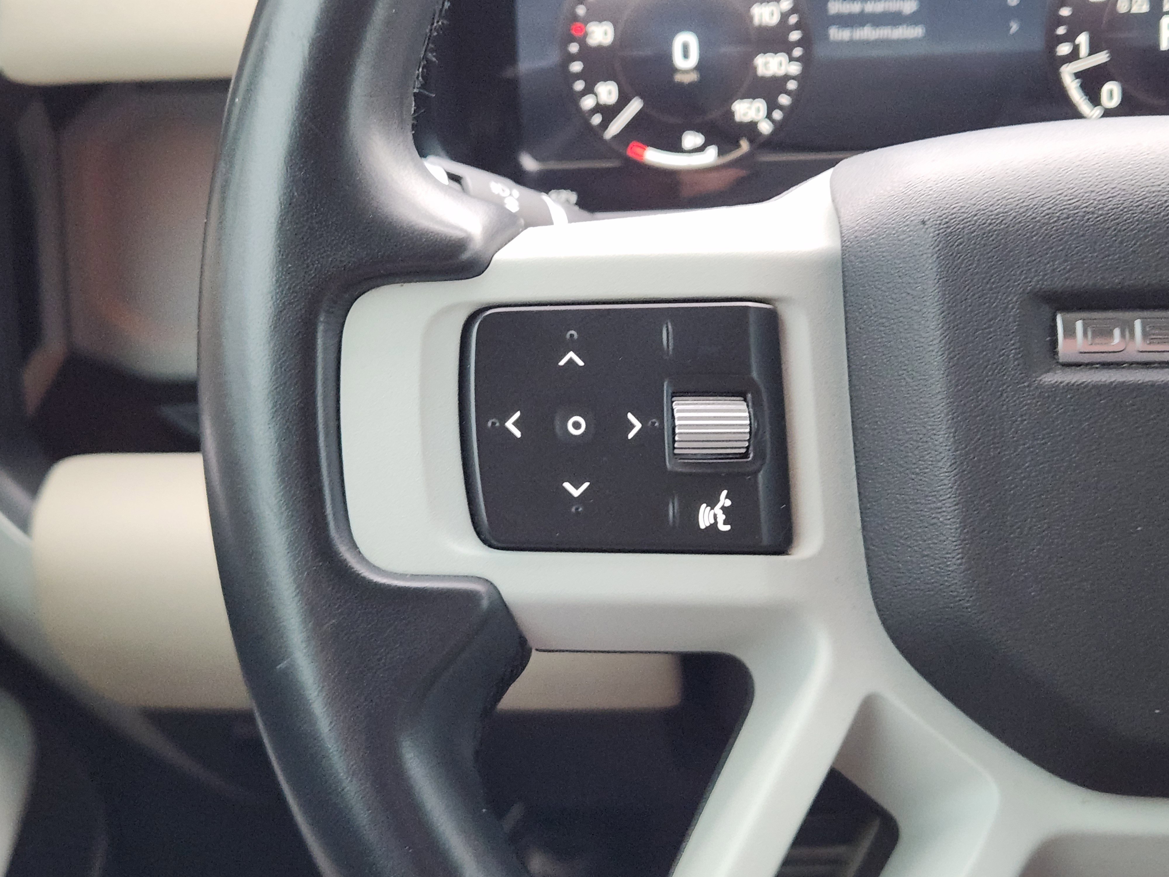 Used 2021 Land Rover Defender 110 SE image 27