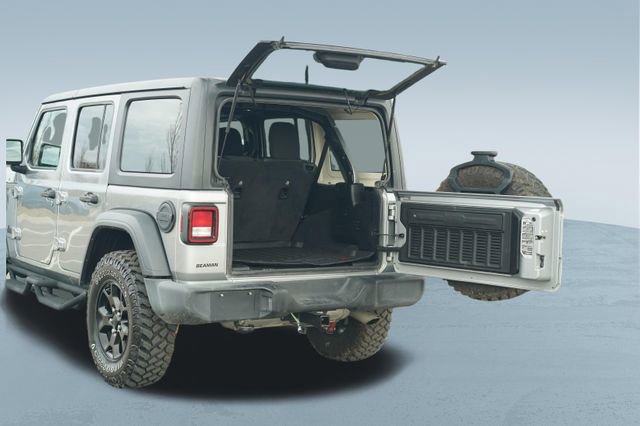 Used 2020 Jeep Wrangler Unlimited Sport image 17
