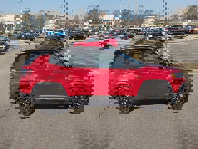 Used 2023 Jeep Compass Trailhawk image 2