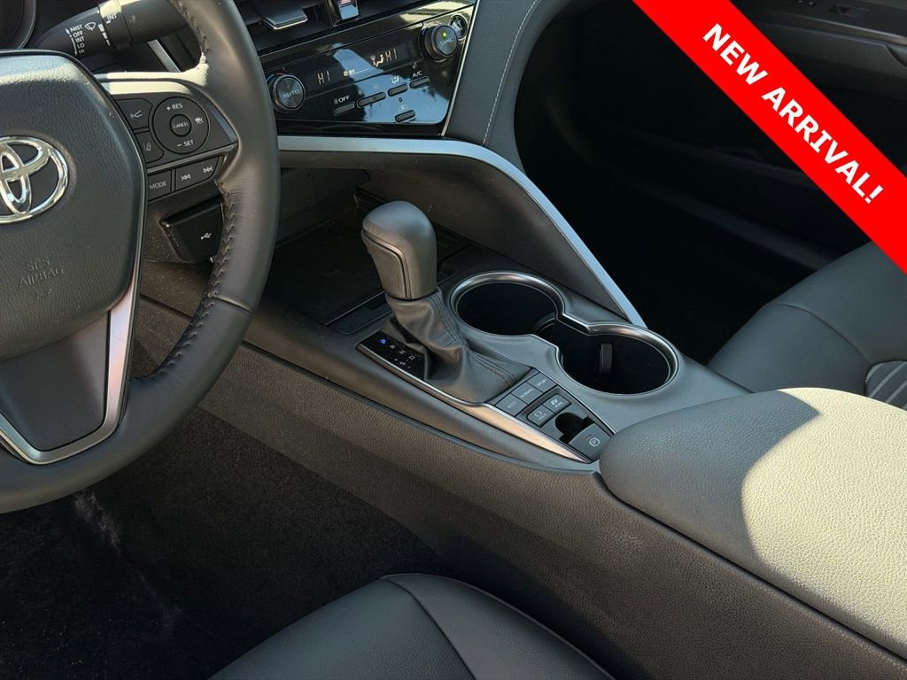 Used 2024 Toyota Camry SE image 24