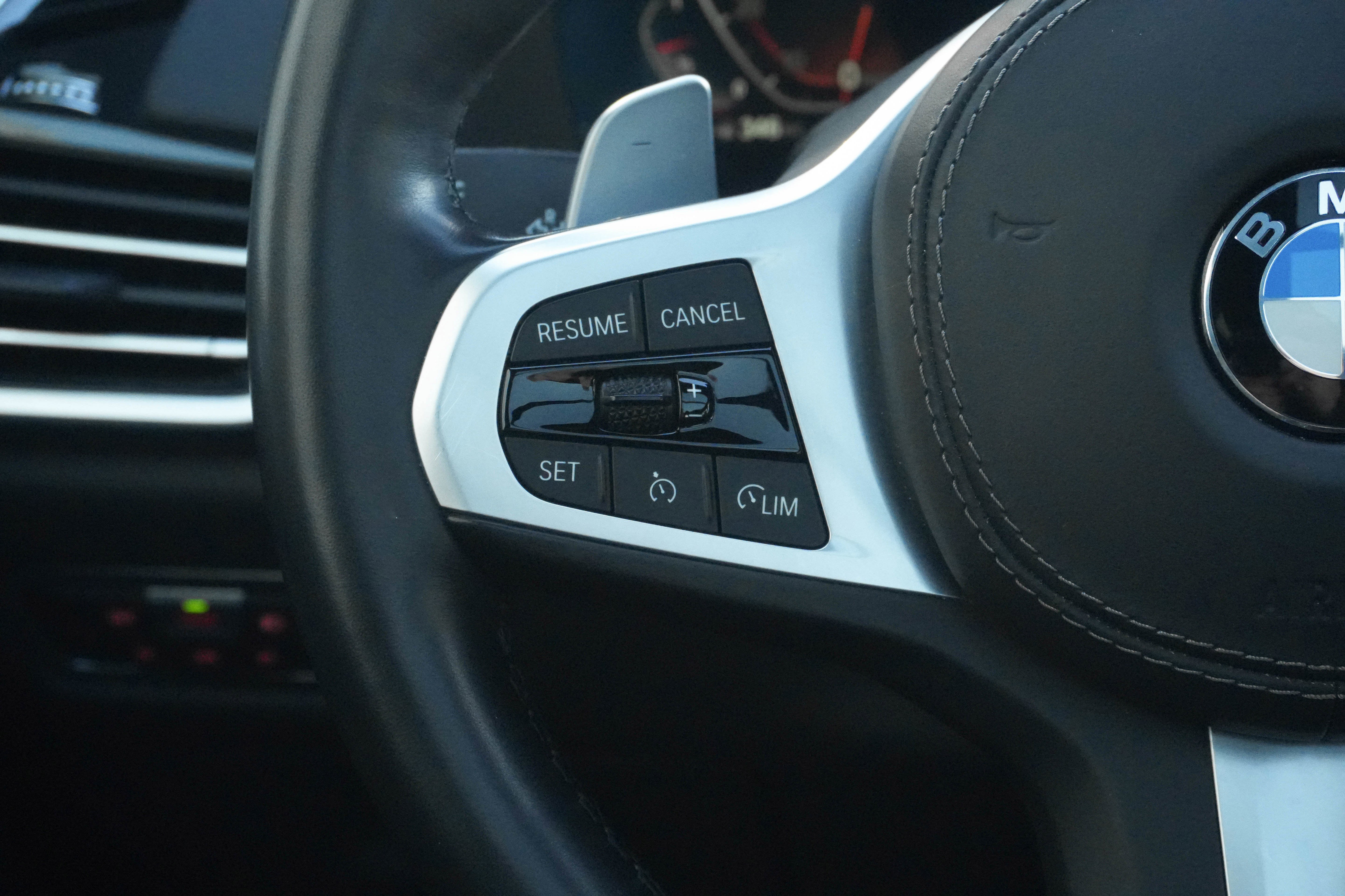 Used 2022 BMW X5 xDrive40i w/ M Sport Package image 16