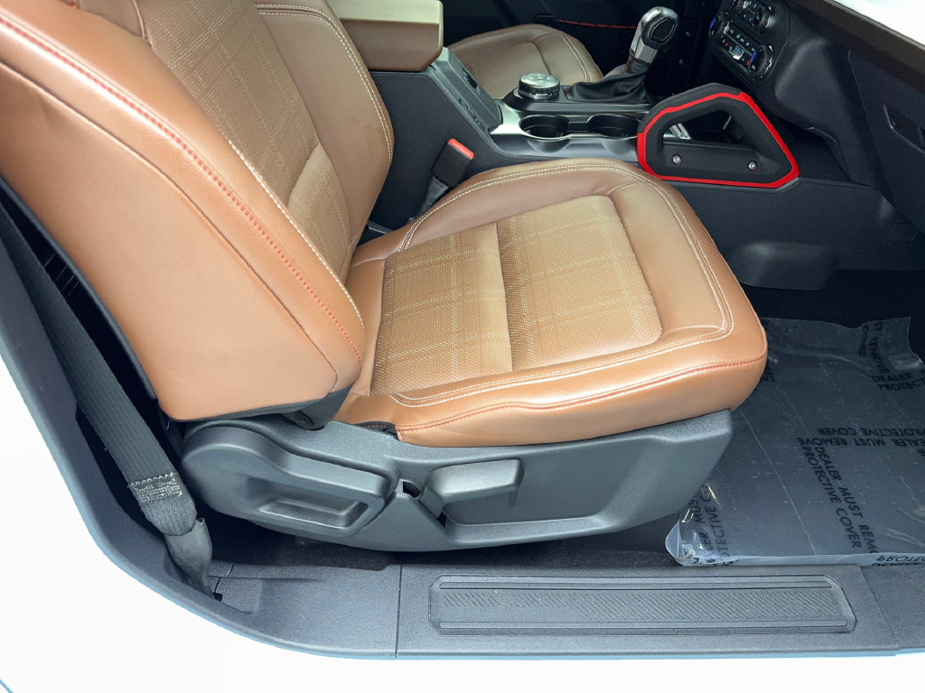 Used 2024 Ford Bronco Heritage Edition AWD/4WD image 40