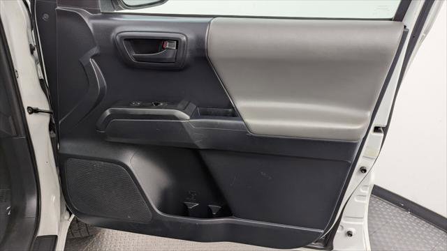 Used 2018 Toyota Tacoma SR RWD image 17