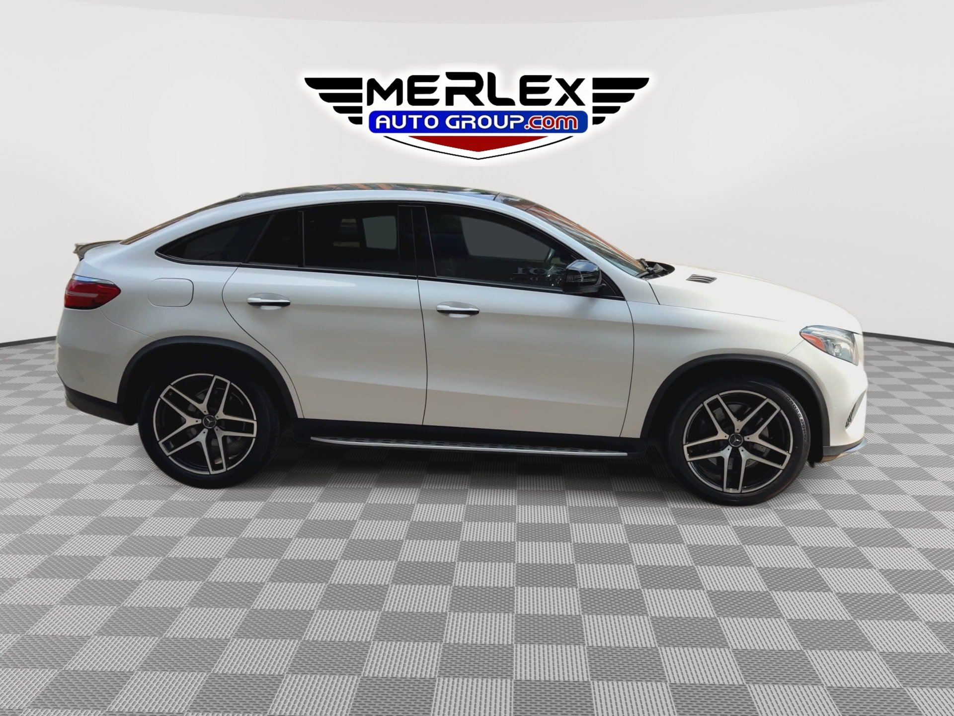 Used 2017 Mercedes-Benz GLE 43 AMG 4MATIC Coupe w/ Parking Assist Package image 9