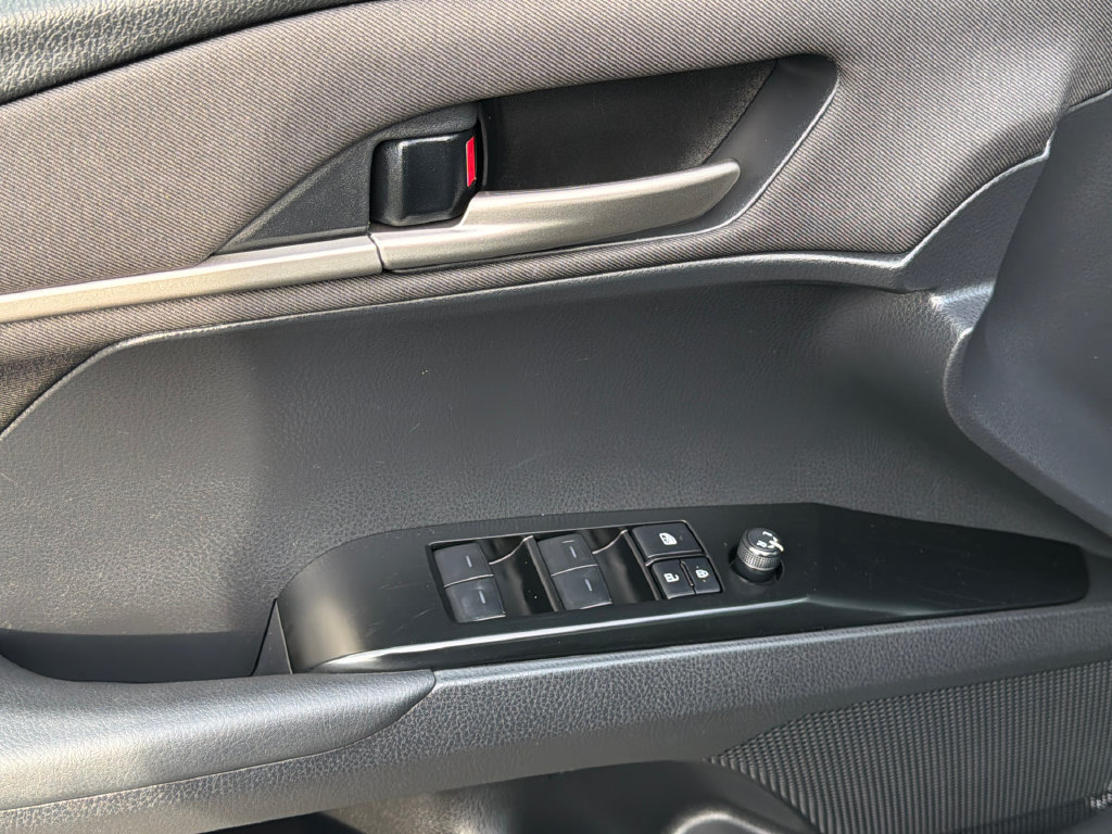 Used 2025 Toyota Camry LE FWD image 15