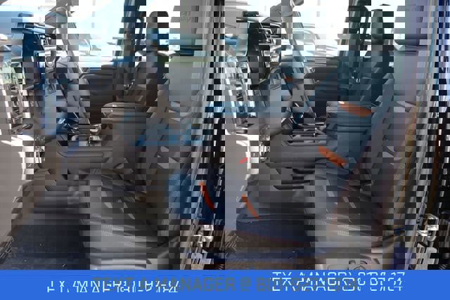 New 2026 GMC Sierra 3500 AT4 w/ AT4 Premium Plus Package image 20