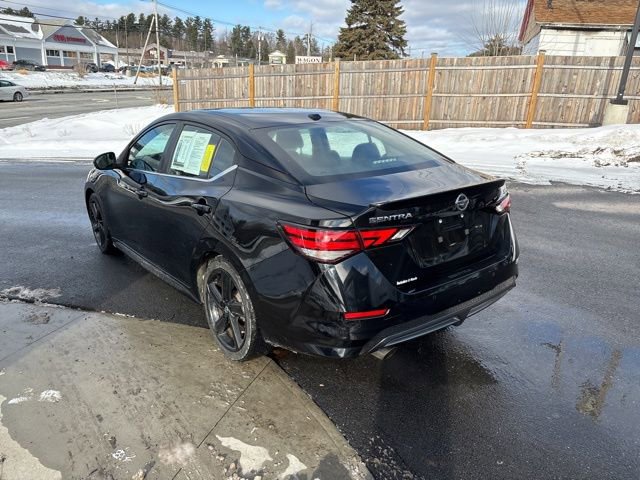 Used 2022 Nissan Sentra SR w/ Trunk Package image 6