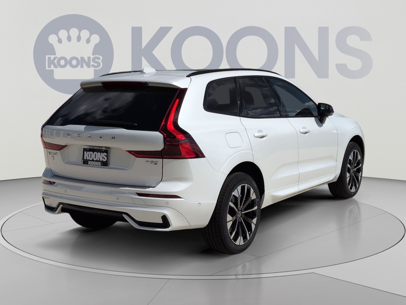 New 2026 Volvo XC60 T8 Plus w/ Protection Package Premier AWD/4WD image 16