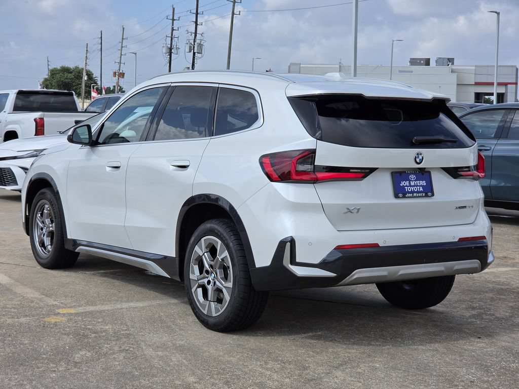 Used 2025 BMW X1 xDrive28i AWD/4WD image 7