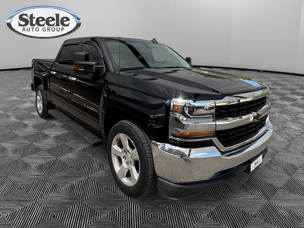 Used 2017 Chevrolet Silverado 1500 LT w/ Max Trailering Package RWD image 7