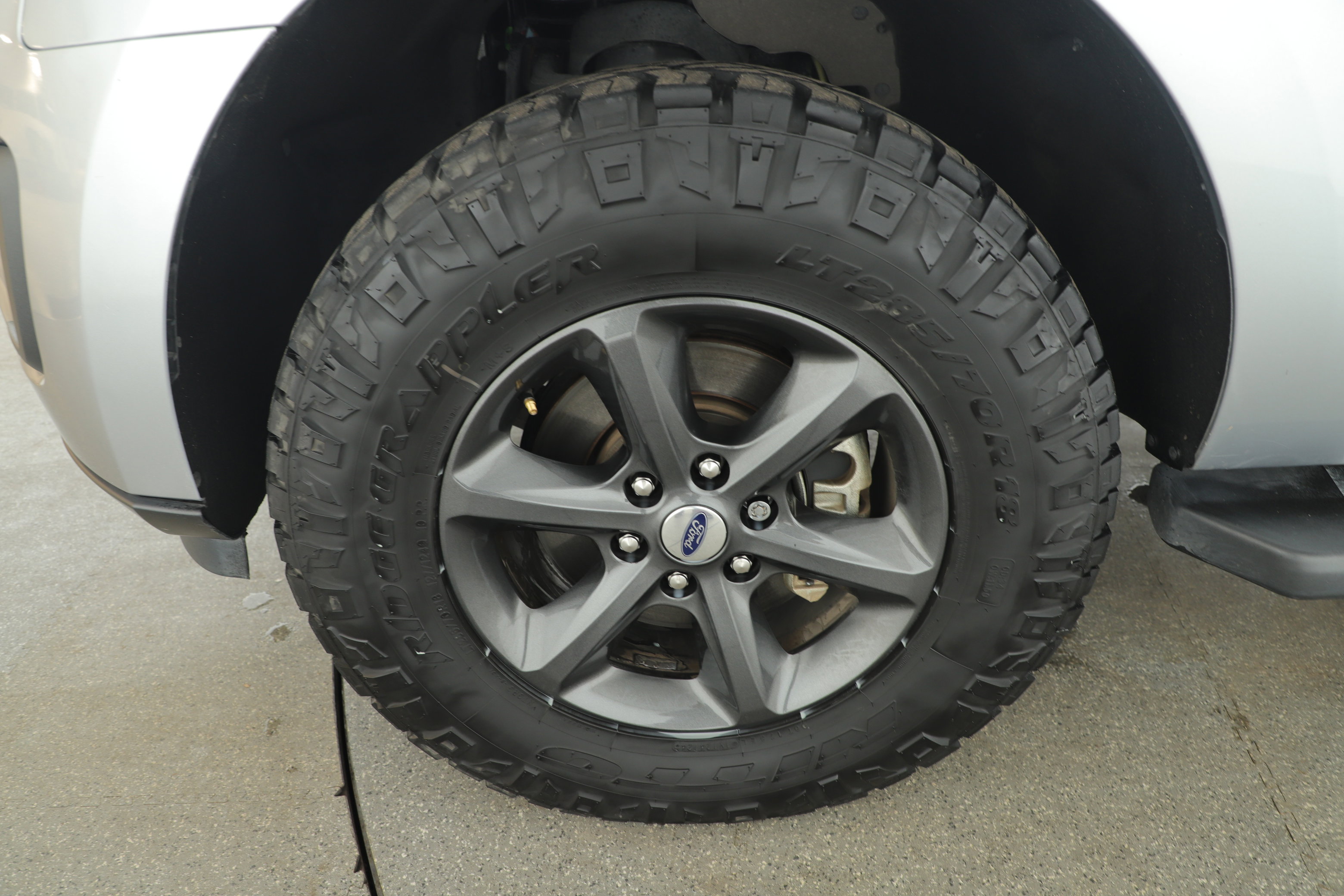 Used 2020 Ford Expedition Max XLT w/ Equipment Group 202A image 8