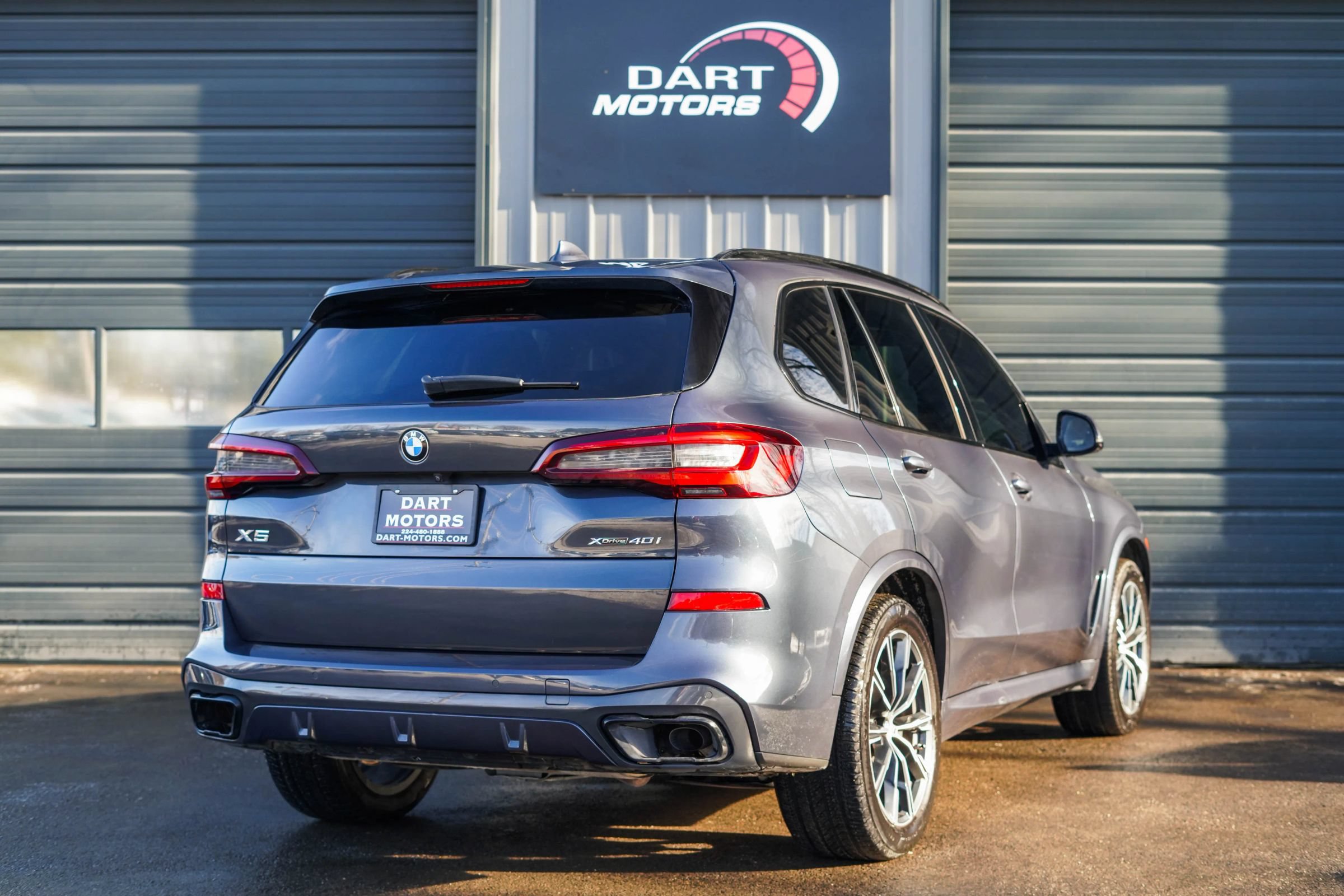 Used 2022 BMW X5 xDrive40i w/ M Sport Package AWD/4WD image 5