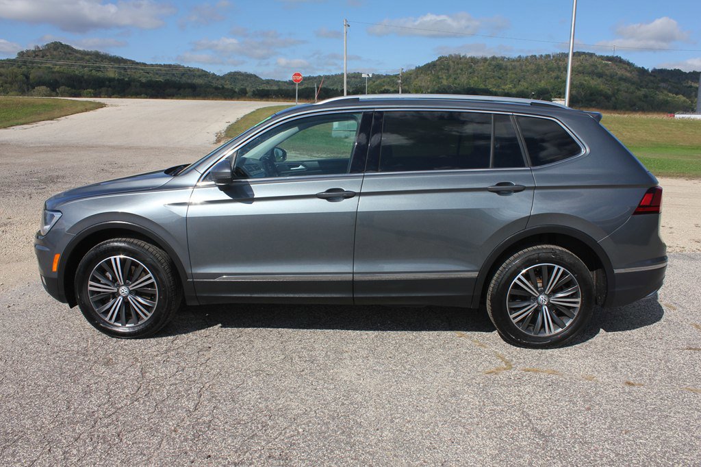 Used 2019 Volkswagen Tiguan S AWD/4WD image 9
