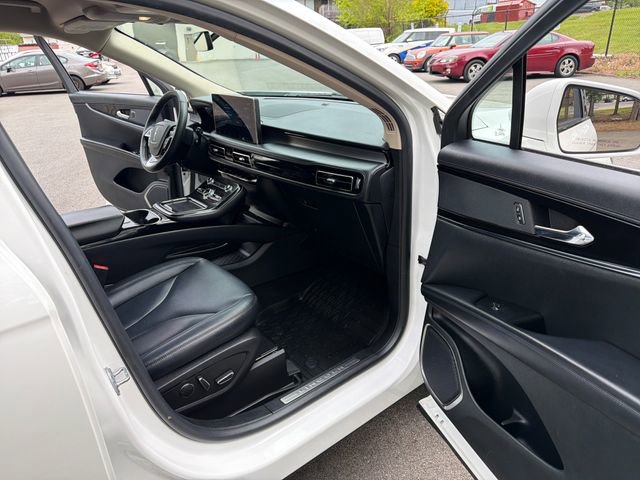 Used 2022 Lincoln Nautilus AWD image 18