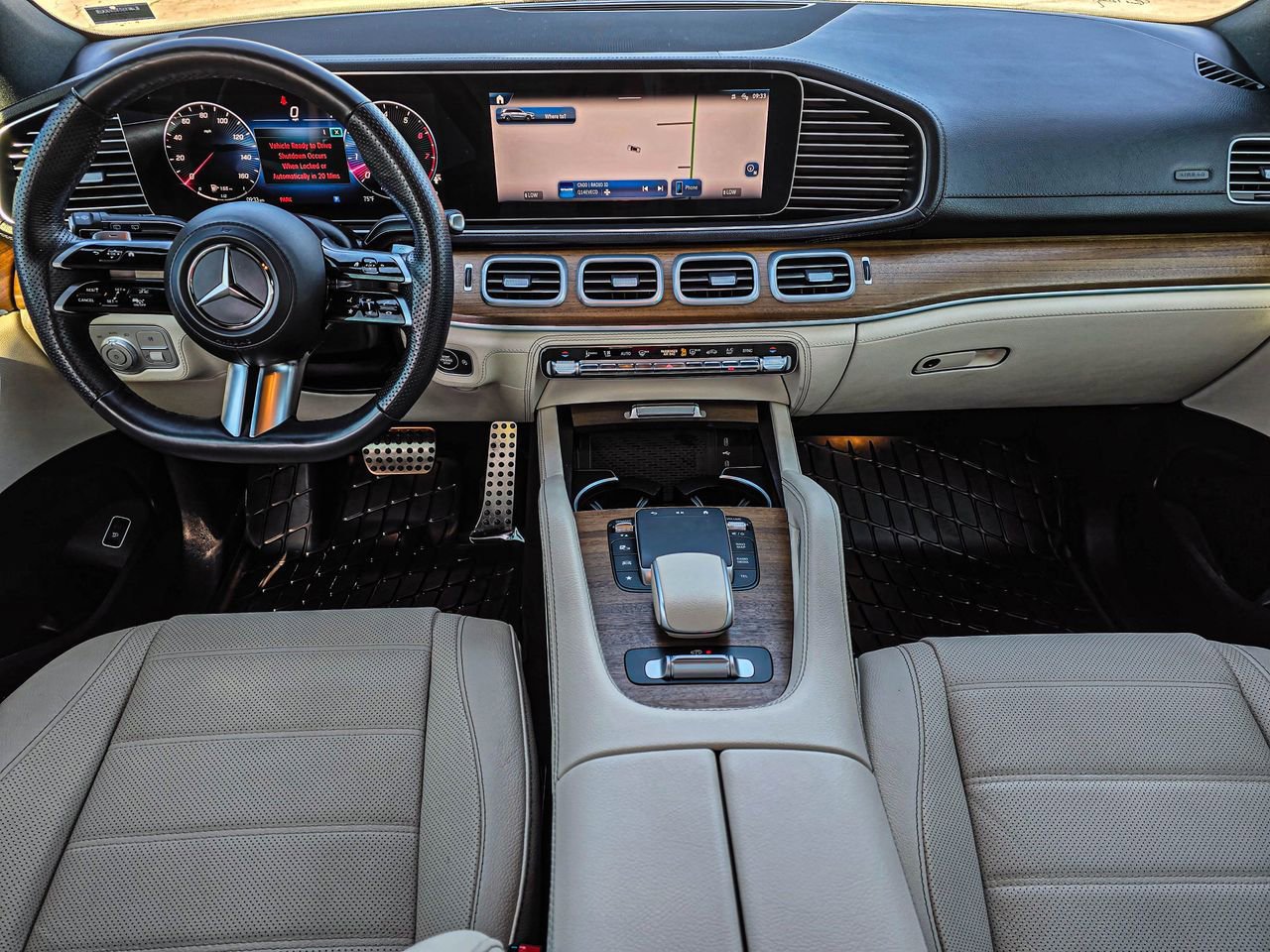Used 2024 Mercedes-Benz GLS 450 4MATIC image 36