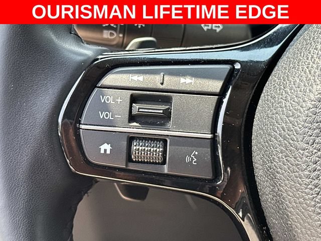 Used 2025 Honda Pilot Touring image 23