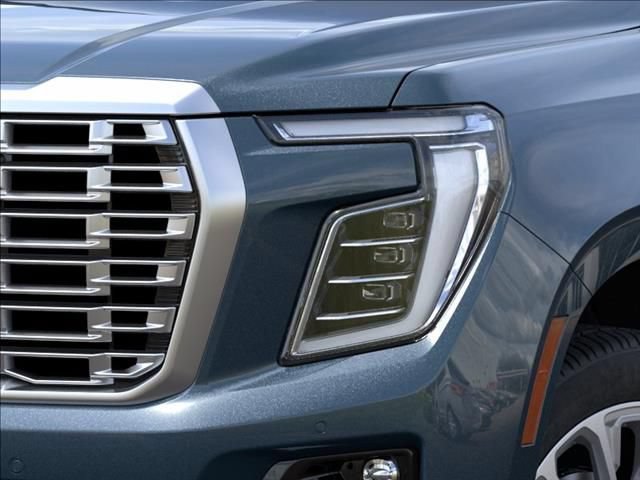 New 2026 GMC Yukon Denali w/ Sun & Power Step Package AWD/4WD image 10