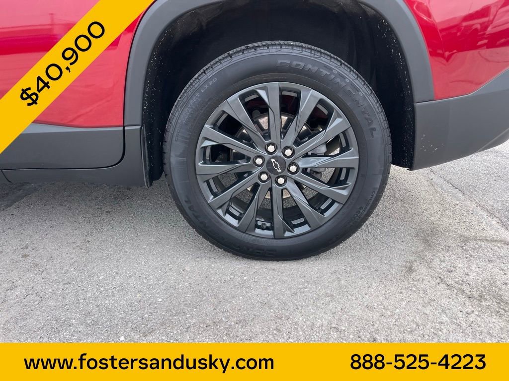 Used 2023 Chevrolet Traverse RS image 10