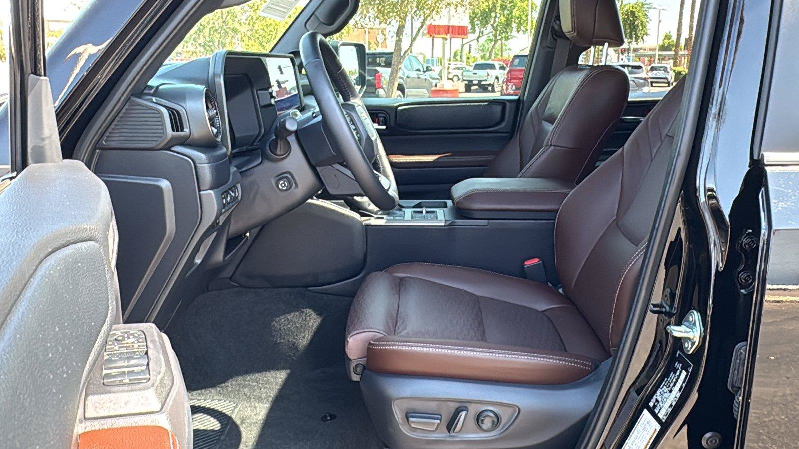 Used 2026 Toyota Land Cruiser w/ Premium Package AWD/4WD image 28
