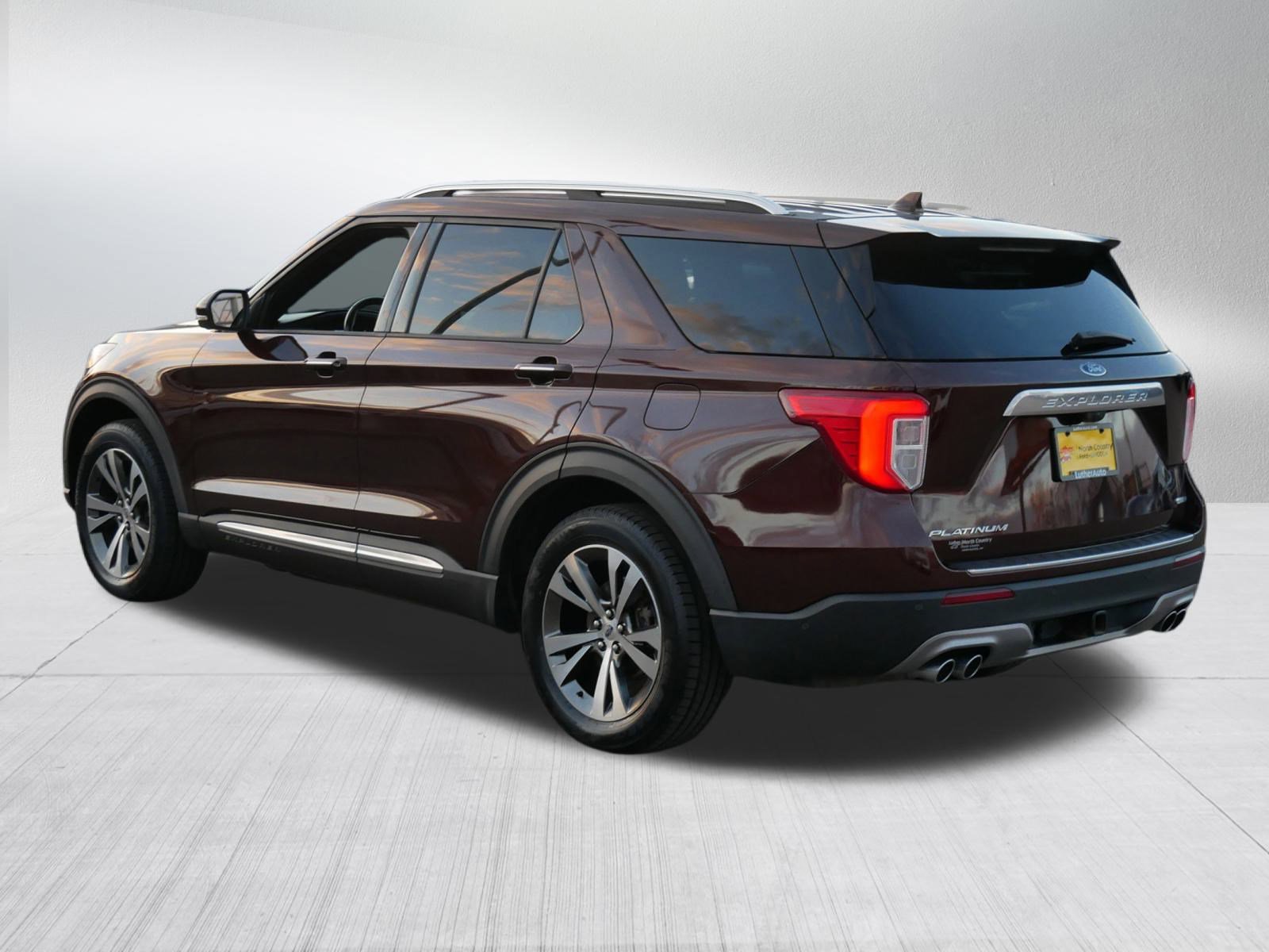 Certified 2020 Ford Explorer Platinum w/ Premium Technology Package image 5