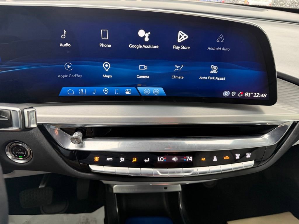 Used 2024 Cadillac Lyriq Sport image 27