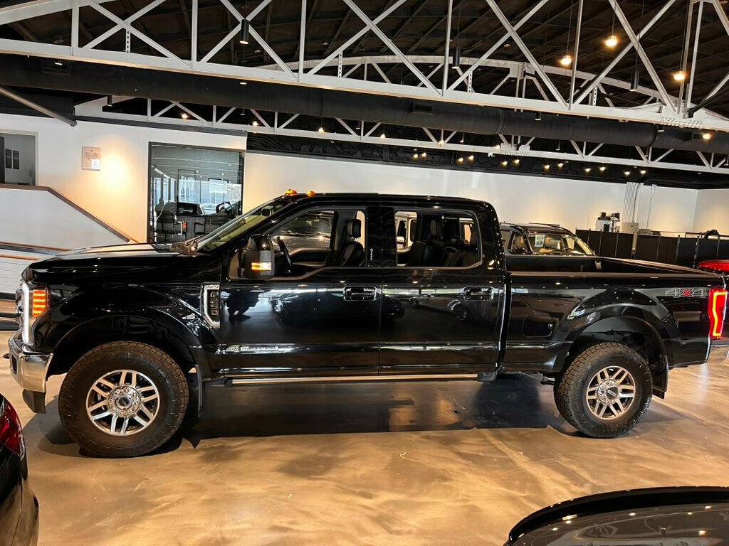 Used 2019 Ford F250 Lariat w/ Lariat Ultimate Package image 2