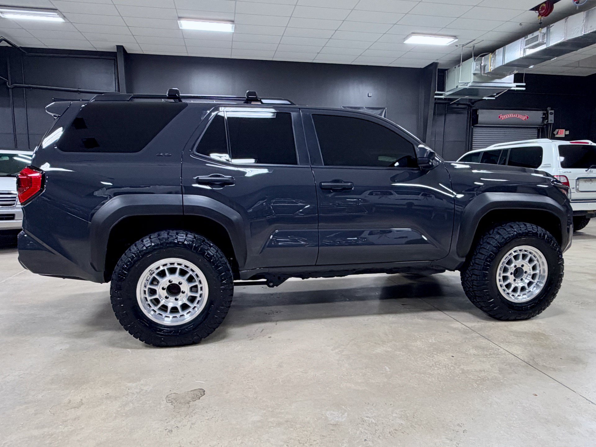 Used 2026 Toyota 4Runner SR5 AWD/4WD image 28