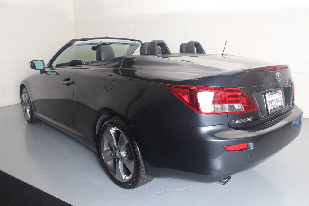 Used 2010 Lexus IS 250C w/ Luxury Pkg RWD image 10