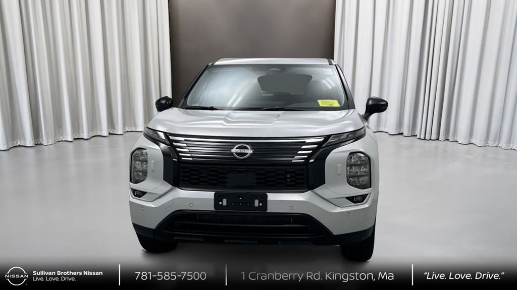 New 2026 Nissan Rogue SL image 2