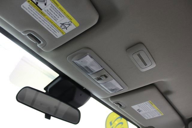 Used 2022 Nissan Frontier SV w/ Technology Package AWD/4WD image 23