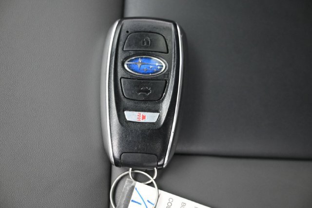 Used 2025 Subaru Outback Onyx Edition XT AWD/4WD image 23