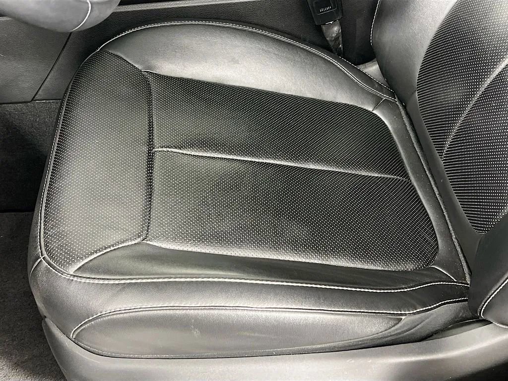 Used 2022 Jeep Grand Cherokee Limited w/ Luxury Tech Group II AWD/4WD image 19