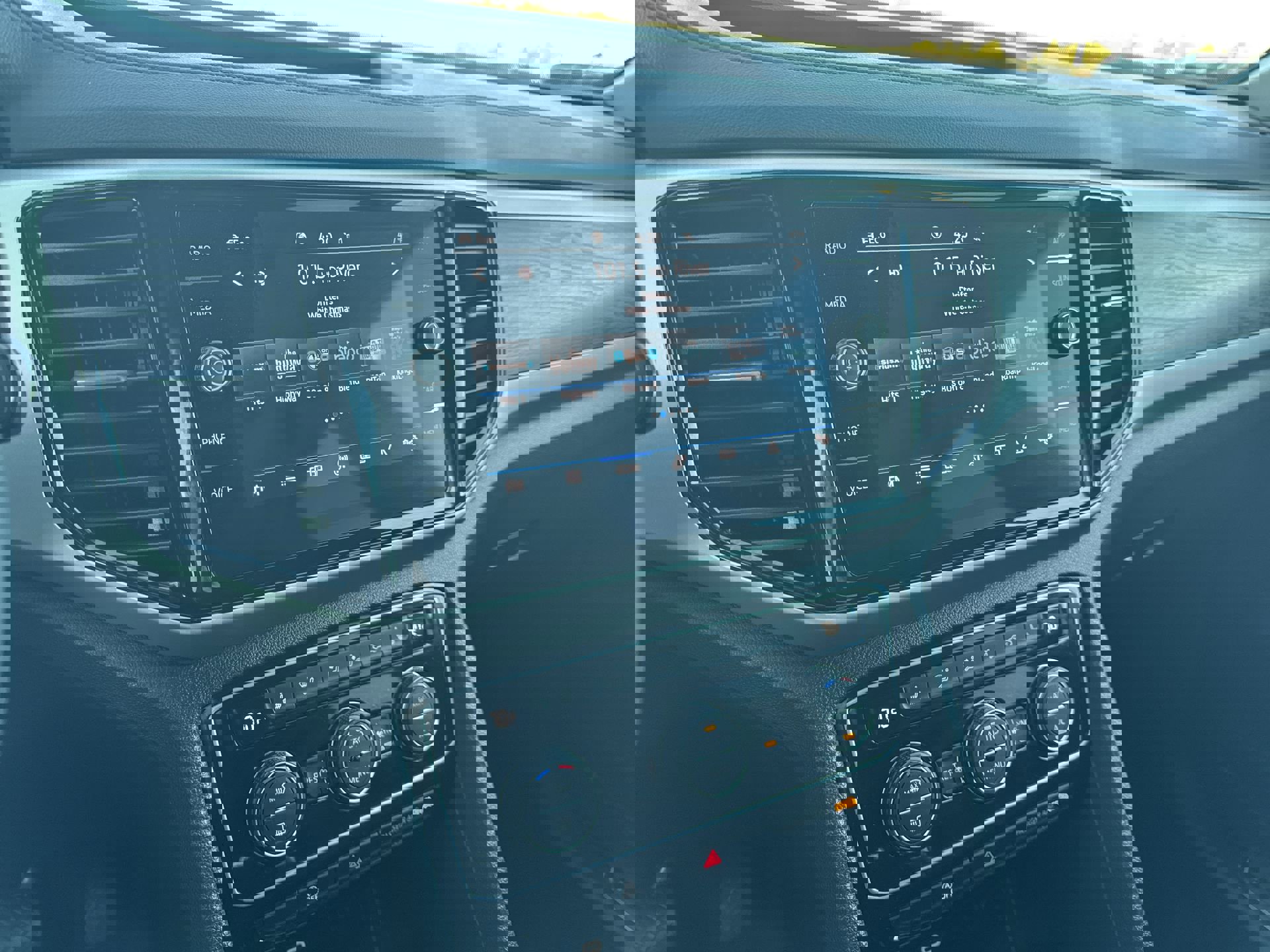 Certified 2023 Volkswagen Atlas SE image 13