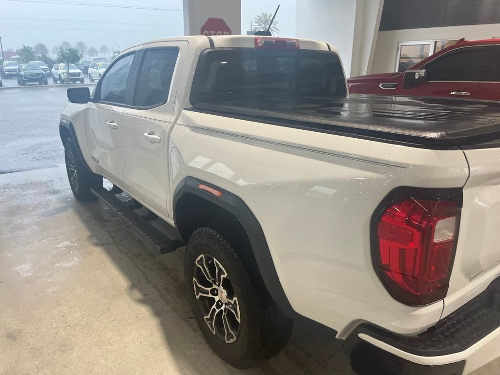 Certified 2025 GMC Canyon AT4 AWD/4WD image 3