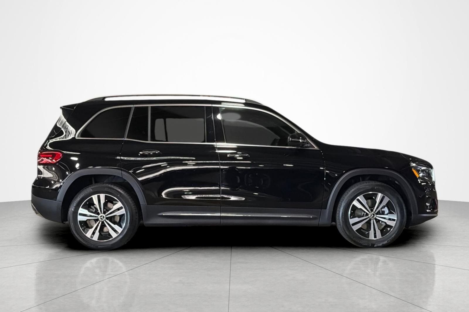 New 2026 Mercedes-Benz GLB 250 image 6